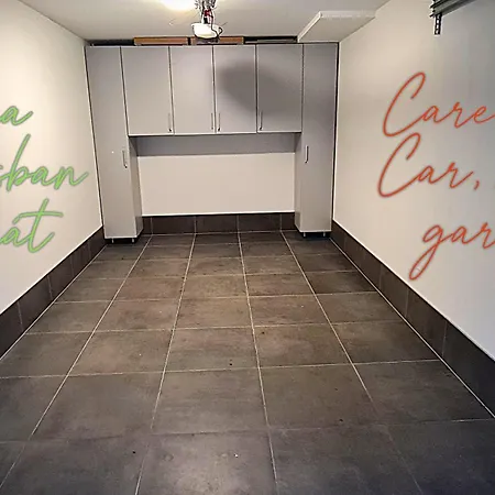 Moments - Ruby Garden