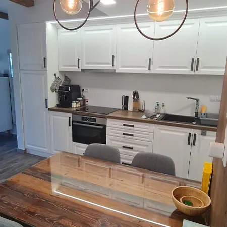 Moments - Ruby Garden * Balatonszárszó